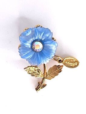 Vintage 1940’s Miraculous Mary Blue Flower Pin Lucite Rhinestone